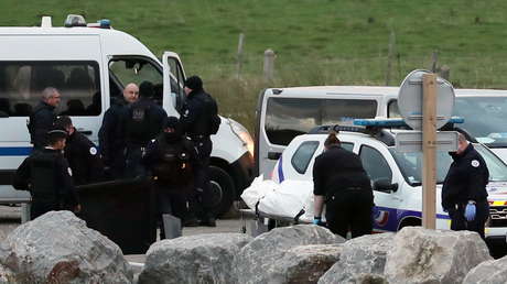 Una mujer embarazada y 3 niños entre los 27 migrantes ahogados en el canal de la Mancha: la tragedia suscita un conflicto entre Londres y París