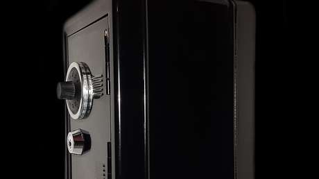 Ofrece una recompensa de 341.000 dólares a quien le devuelva su caja fuerte con casi 3 millones de dólares en criptomonedas