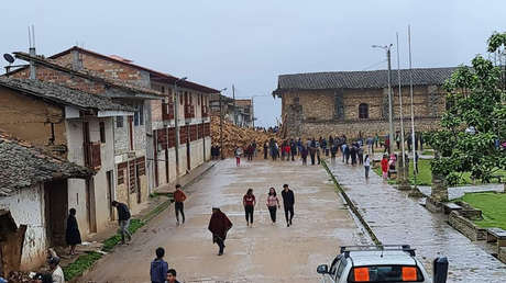 Se derrumba la torre de la histórica iglesia de La Jalca Grande tras un fuerte sismo en Perú