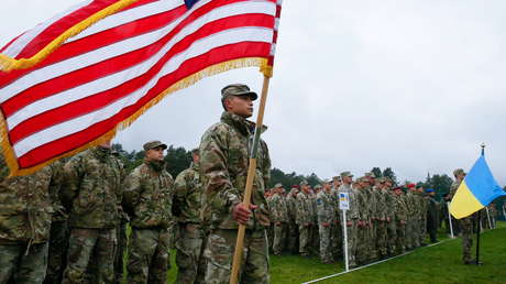 Lavrov: "No tenemos derecho a descartar la posibilidad de que Kiev se lance a una aventura militar"