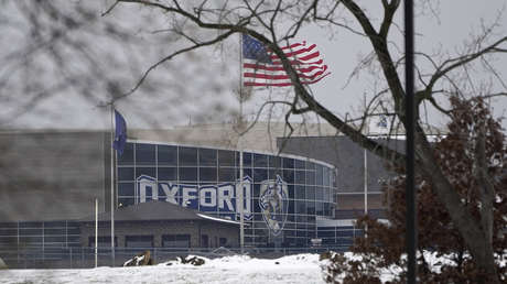 3 muertos y 8 heridos en un tiroteo en una escuela secundaria en Míchigan