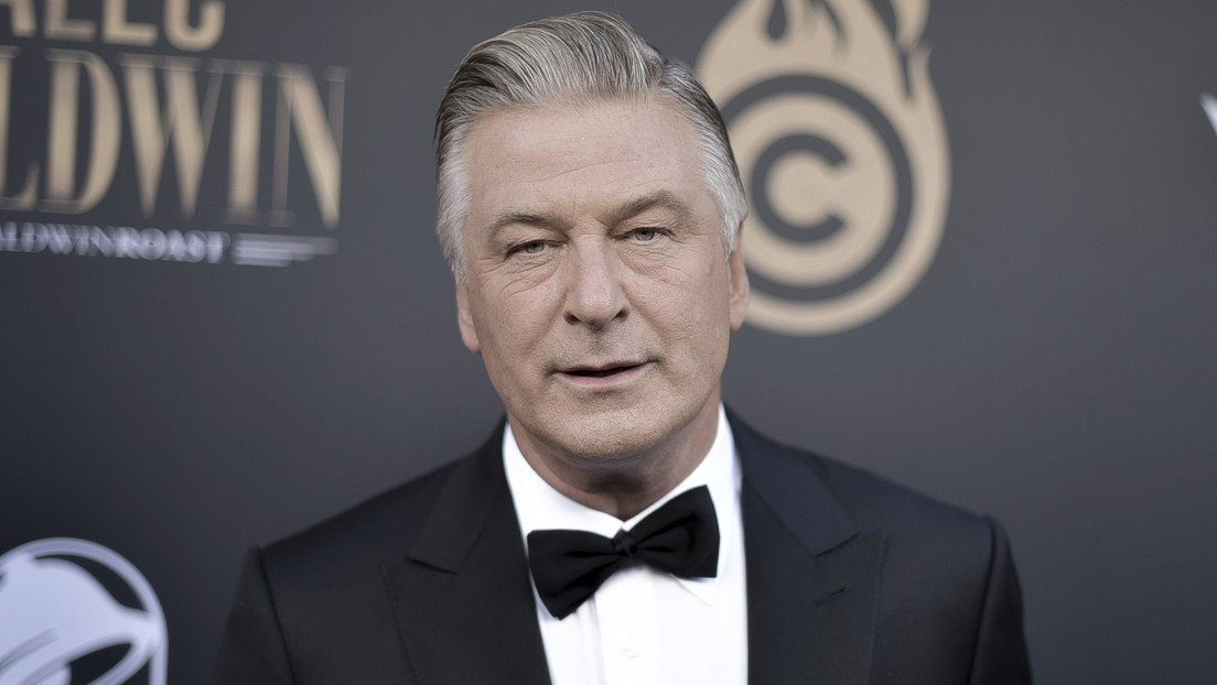 Alec Baldwin dice no sentirse culpable del fatal accidente en el rodaje de 'Rust'