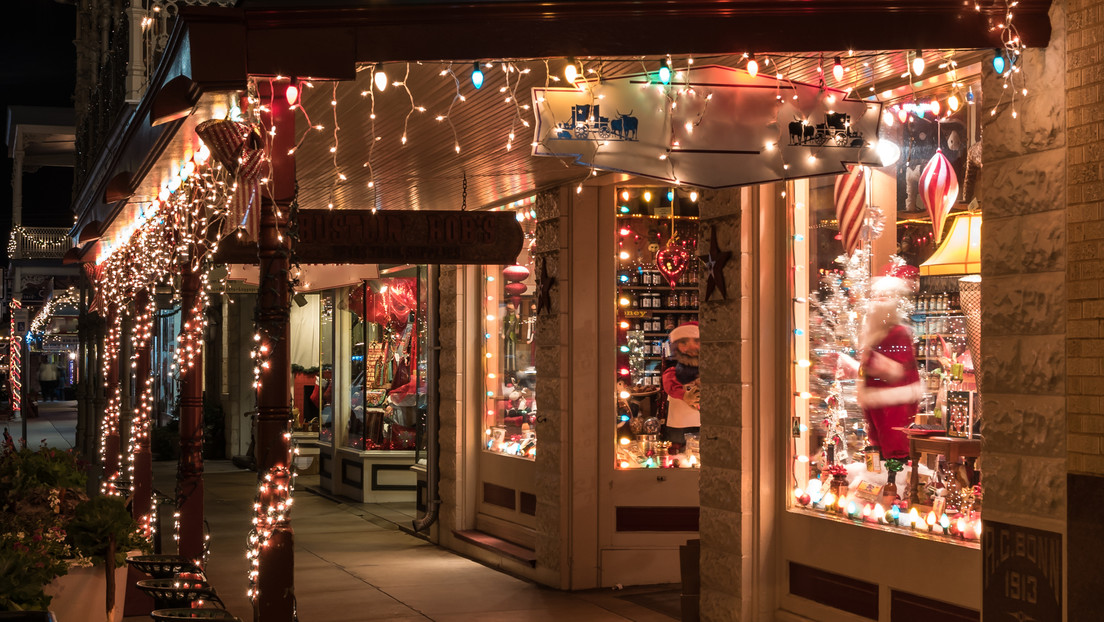 Un juzgado en España investiga a una tienda por poner en su escaparate figuras del belén navideño con forma de genitales