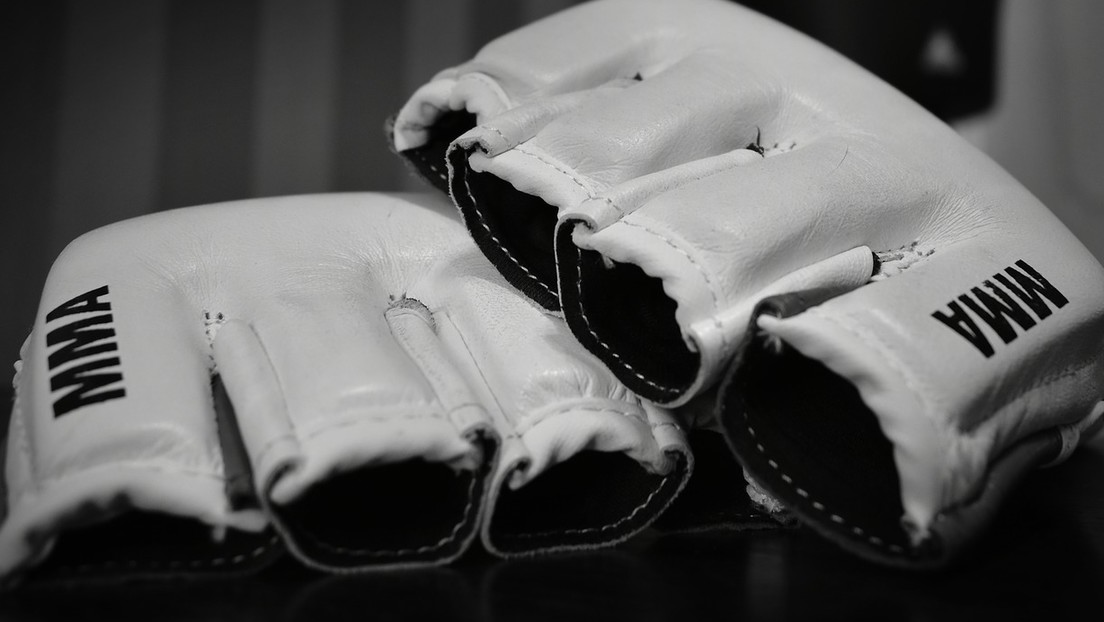 VIDEO: Luchador de MMA noquea a su rival con un puñetazo propinado mientras caía