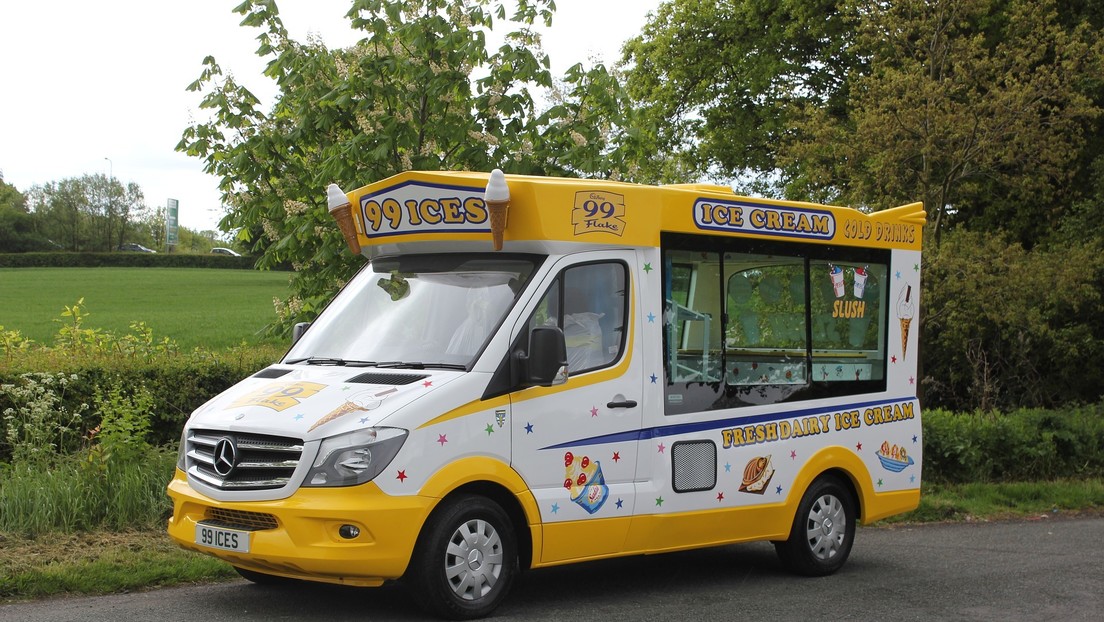 Videos de furgonetas de helados que participan en el cortejo fúnebre de un heladero provocan reacciones mixtas en la Red