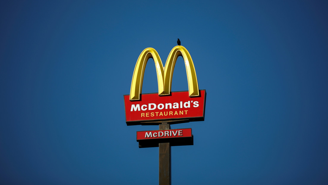 Convierten un chat de audio en un McDonald's, los tuiteros se pasan 15 horas haciendo absurdos 'pedidos' y el rapero Vince Staples intenta 'robarlo'