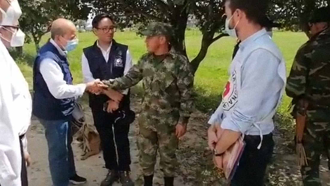 Disidencias de las FARC liberan a un coronel colombiano dado por muerto