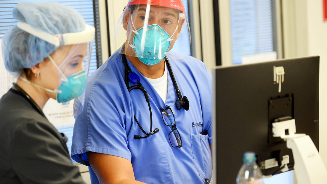 Experta médica de EE.UU.: "Ómicron es el segundo virus más contagioso en el planeta"