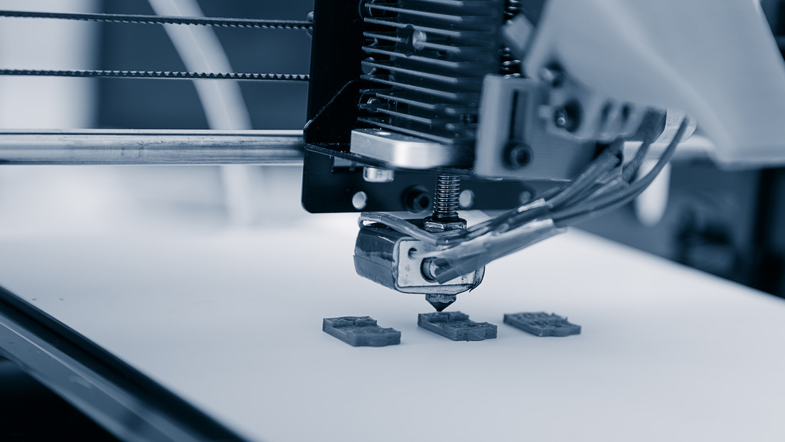 Desarrollan un plástico impreso en 3D que se autorrepara en una hora solo con luz LED