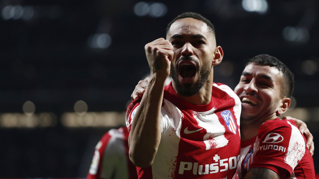 "Para entenderlo, hay que haber llorado dentro del Calderón": el emotivo regalo navideño que hizo llorar a un abuelo atlético