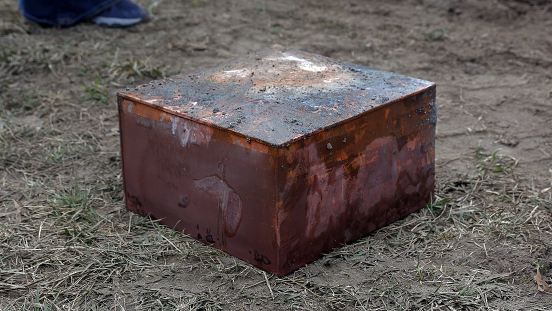 FOTOS: Hallan una cápsula del tiempo de 1887 bajo un monumento retirado de un general confederado en EE.UU. y observan su contenido en rayos X