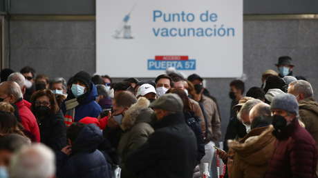 La jefa de la Comisión Europea afirma que es hora de que la UE "potencialmente piense en la vacunación obligatoria" contra el covid-19