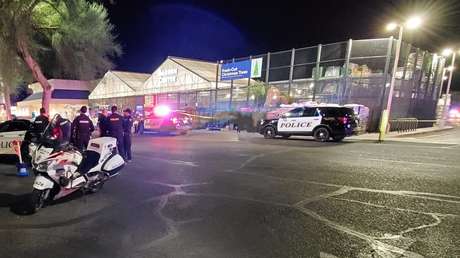 Apartan a un oficial de policía de EE.UU. que disparó 9 veces a un hombre en una silla de ruedas motorizada armado con un cuchillo