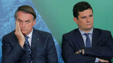 Bolsonaro llama "payaso" a Sergio Moro y lo tilda de "mentiroso" en la carrera por desbancarle la candidatura presidencial
