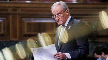 Un diputado ultraderechista español amenaza con hacer desfilar por los juzgados a todos los que "están contra Vox" si su partido llega al Gobierno