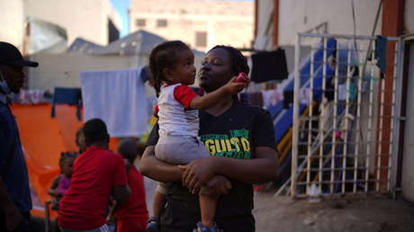 La reactivación del programa 'Quédate en México' es muestra de que el Gobierno de López Obrador tiene "una visión humanitaria", afirma subsecretario