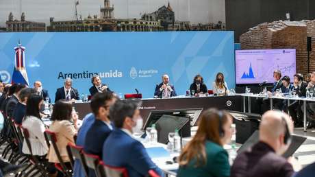 Argentina y Rusia ampliarán la cooperación en agroindustria, minería y ciencia tras un "histórico" encuentro bilateral