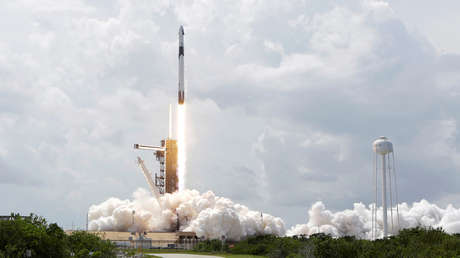 Francia desarrollará un minilanzador reutilizable para competir con SpaceX, de Elon Musk