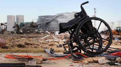 Potente tornado arrasa un geriátrico en EE.UU. y el personal usa sus propios cuerpos para proteger a los residentes