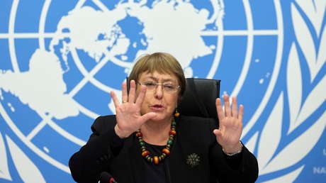 Michelle Bachelet enfrenta múltiples críticas tras anunciar que votará por el izquierdista Gabriel Boric en la segunda vuelta de Chile