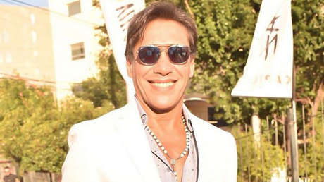 El actor argentino Fabián Gianola niega las acusaciones de abuso sexual en su contra y señala a las denunciantes de "buscar fama"