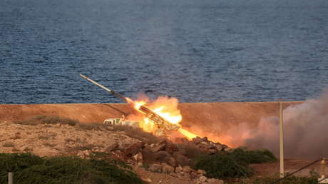 VIDEOS, FOTOS: Irán lanza 16 misiles balísticos de forma simultánea durante unos ejercicios militares a gran escala