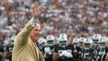 Muere el legendario entrenador y locutor de la NFL John Madden a los 85 años de edad