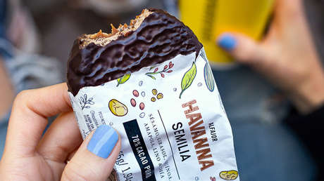 La empresa argentina de alfajores Havanna dice en broma que regalará cajas navideñas y es imputada por 'publicidad engañosa'