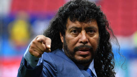 René Higuita pide en un video a los grupos armados de Colombia que dejen de cobrarle "impuestos"