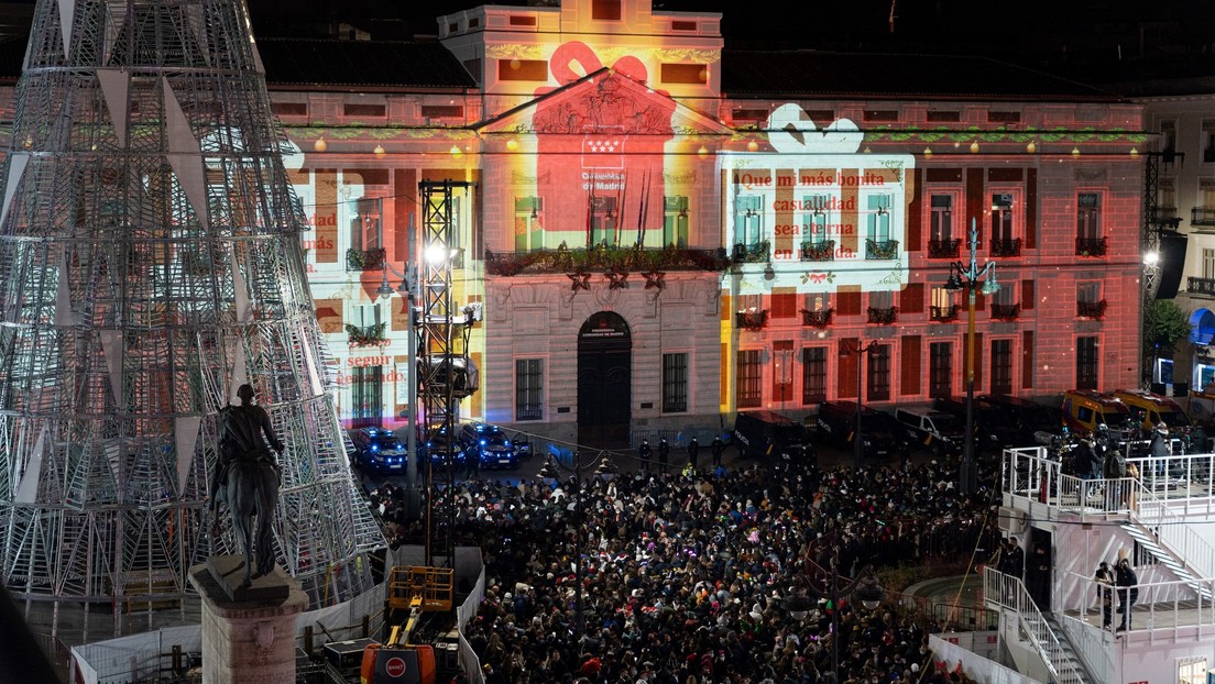 Fiestas de hasta 10.000 personas en pleno récord de contagios de coronavirus: la estampa de Madrid en Año Nuevo