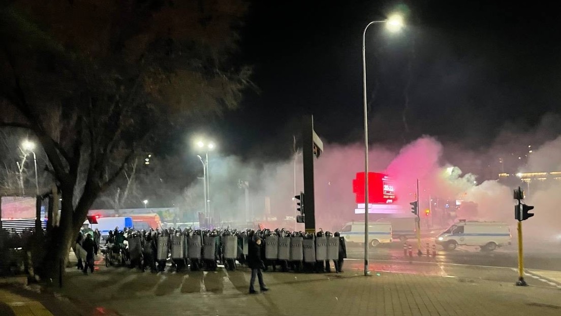 ﻿﻿Apagones de internet en el sublevado Kazajistán asestan un golpe a la minería global de bitcoines