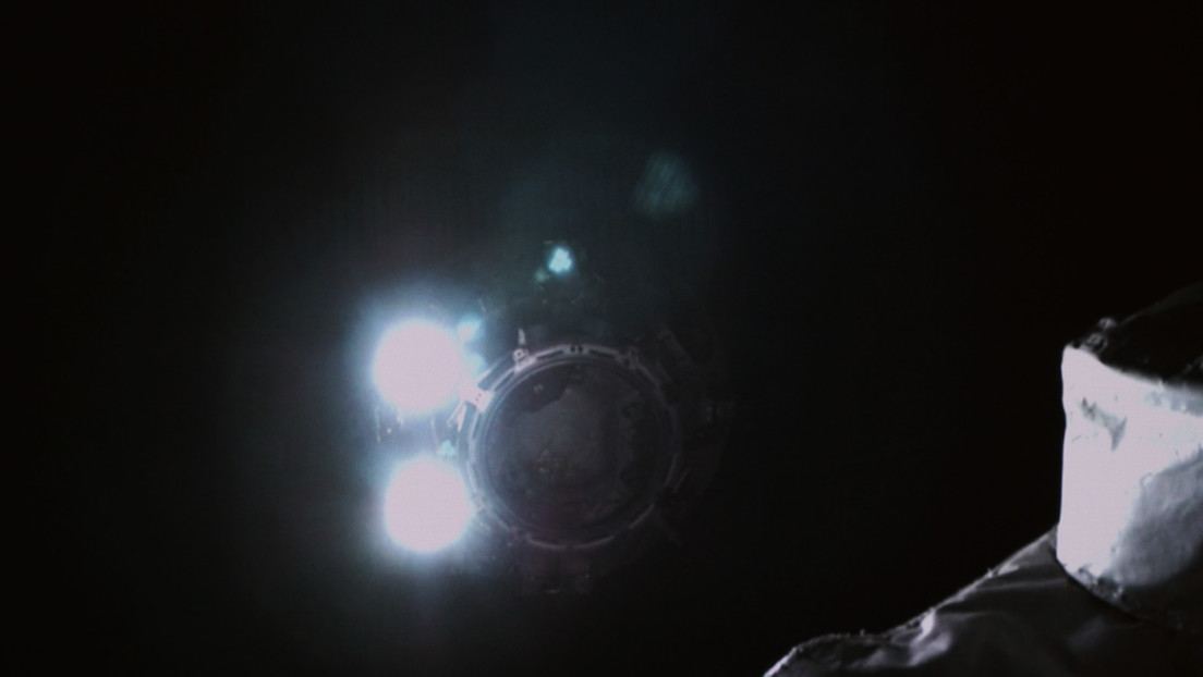 China prueba con éxito en su estación espacial un brazo robótico que servirá para mover naves de carga en órbita