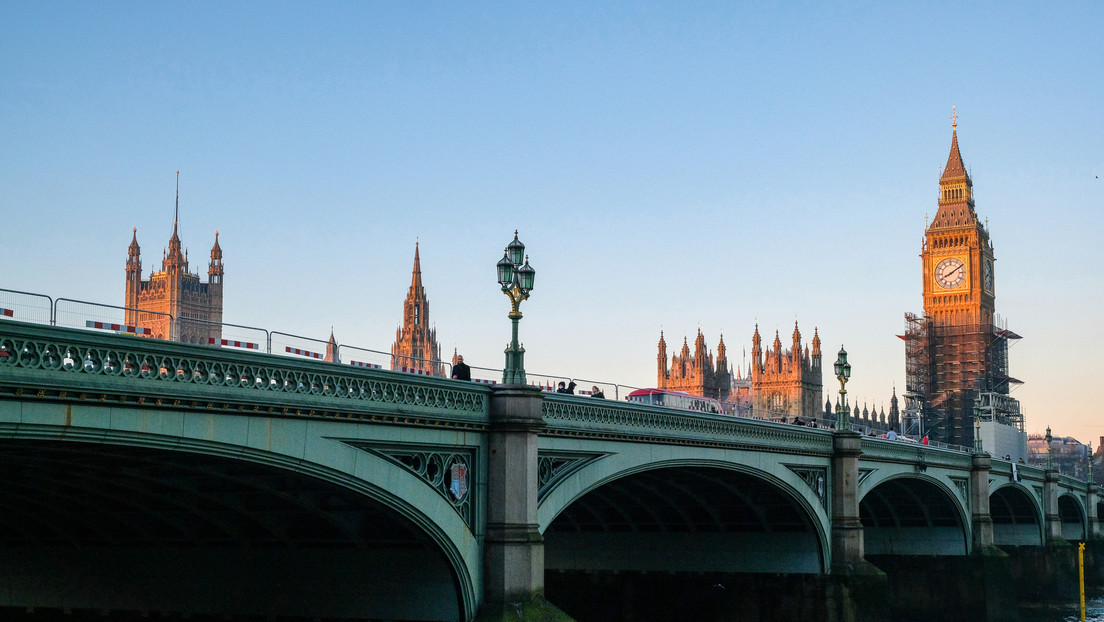 Varias empresas en el Reino Unido probarán una semana laboral de cuatro días