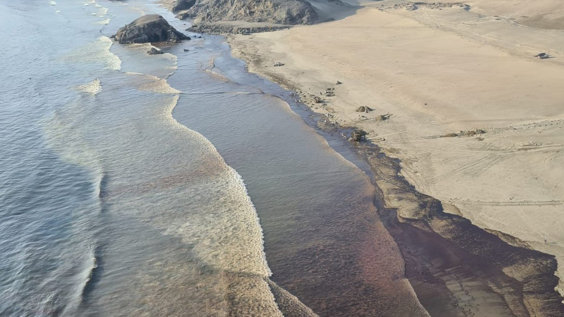 Perú exige a la multinacional Repsol "resarcir en forma inmediata" el daño ocasionado por el derrame de petróleo en Ventanilla