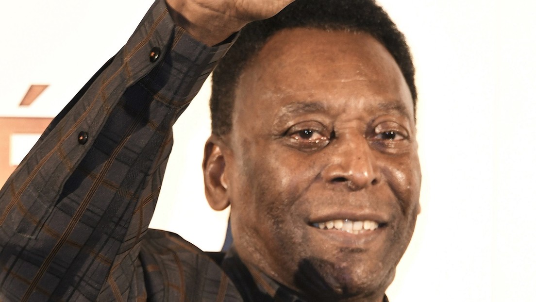 Pelé regresa al Hospital Albert Einstein de Sao Paulo para retomar el tratamiento de quimioterapia