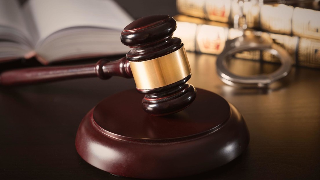 Una mujer se declara culpable de 'contratar' por Internet a un sicario para asesinar a la esposa de su exnovio (pero el negocio resultó una estafa)