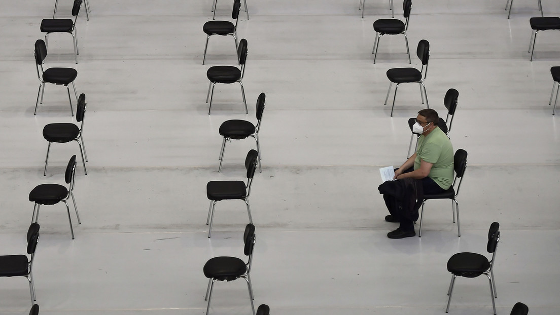 La OMS dice que la variante ómicron podría significar el fin de la pandemia en Europa, pero no el final del coronavirus