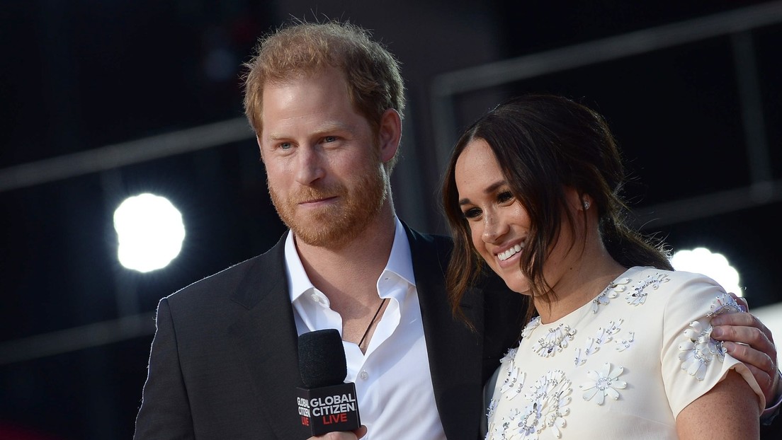 El príncipe Enrique y Meghan Markle exigen a Spotify hacer cambios y abordar la supuesta desinformación sobre el covid denunciada por varios cantantes
