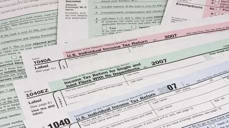 El Servicio de Impuestos de EE.UU. recuerda a ladrones y traficantes que declaren sus ingresos y deja boquiabiertos a los internautas