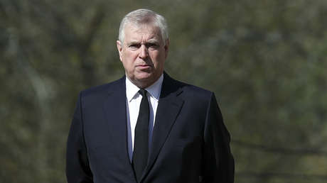 El príncipe Andrés podría ser despojado de su título de duque de York si prospera la demanda de abuso sexual presentada por Virginia Giuffre