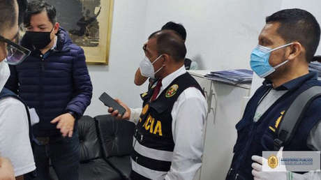 La Fiscalía peruana allana la vivienda del exsecretario de la Presidencia por presunto "tráfico de influencias"