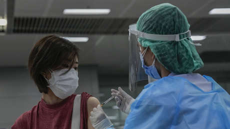 Deltacron es "una probable contaminación" de la muestra, y no una nueva variante del coronavirus, dicen expertos de la OMS