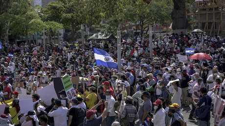 ¿Pacto de impunidad o reconocimiento a las víctimas? La narrativa de Bukele sobre los acuerdos de paz que desata otra polémica en El Salvador