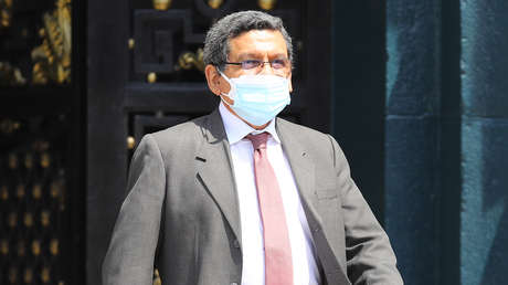 El titular de Salud y otros dos ministros del Gobierno peruano dan positivo a covid-19