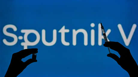 Director del Fondo de Inversión Directa de Rusia: "Sputnik V podría ser la vacuna más eficaz del mundo en este momento contra la cepa ómicron"