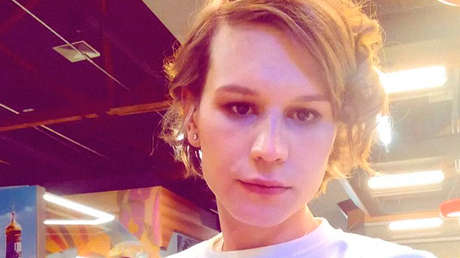 Un exempleado del Servicio Federal de Seguridad de Rusia hace una transición de género