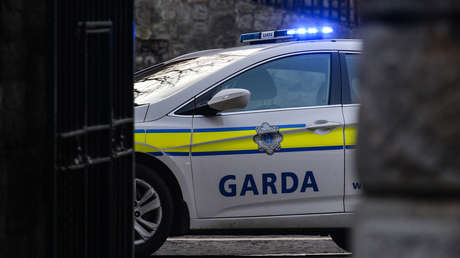 Dos individuos llevan a una oficina de correos el cadáver de un hombre para cobrar su pensión