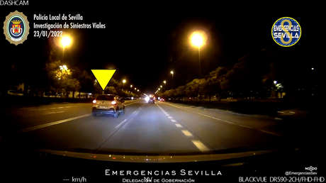 Un taxista en España persigue a un coche que se da a la fuga tras un accidente vial y las imágenes que grabó ayudan a localizarlo (VIDEO)