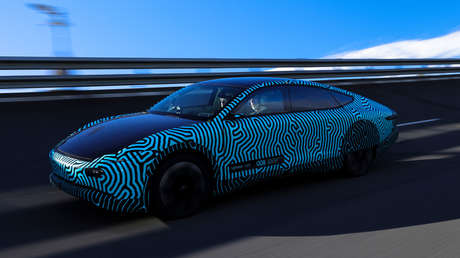 Pruebas de rendimiento arrojan que el coche eléctrico solar Lightyear One es el "más eficiente del mundo", incluso en condiciones adversas (VIDEO)