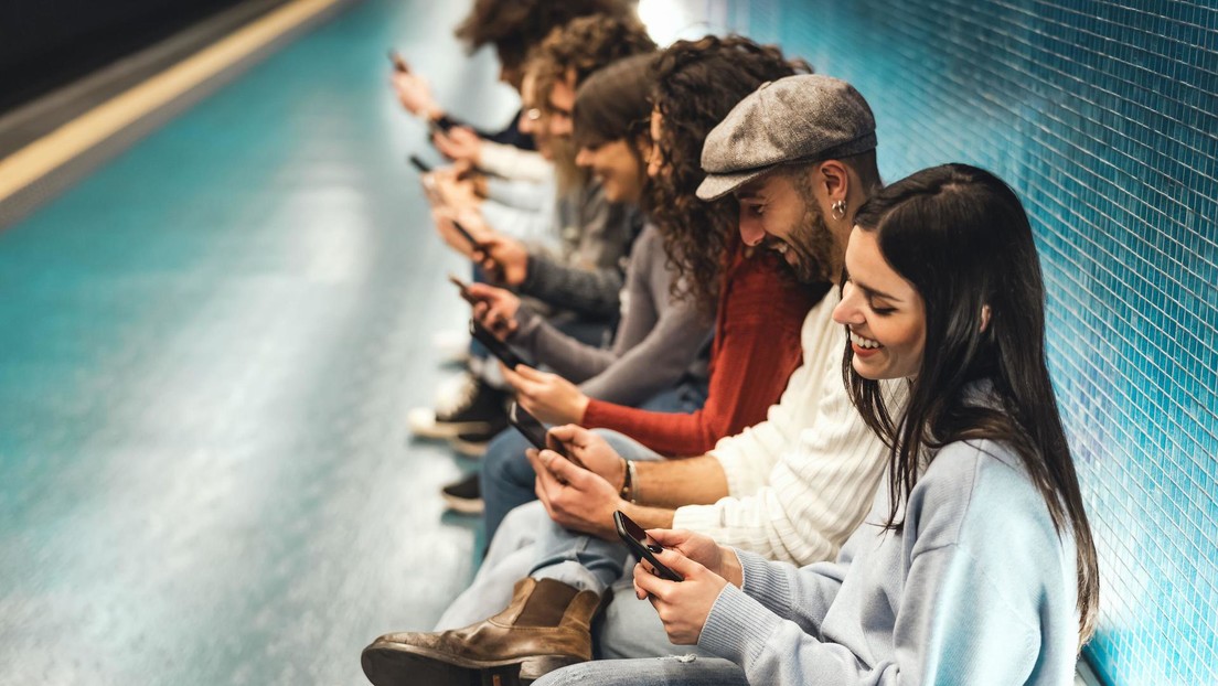 Estudio muestra que los 'millennials' están preocupados por su situación económica y sienten que nunca tendrán las cosas que quieren